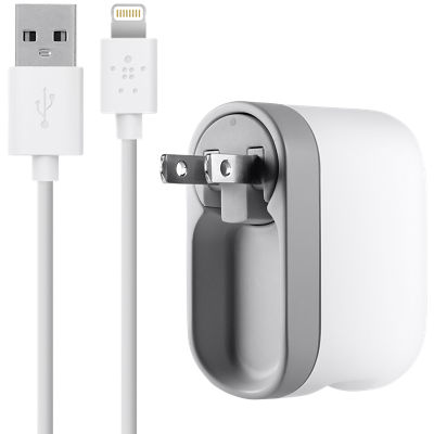 Belkin 10W Swivel Charger with Apple Data Cable